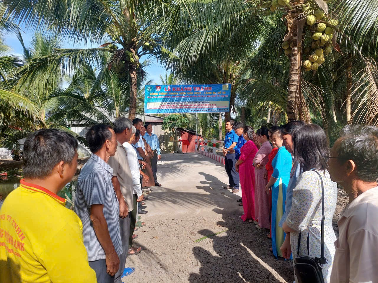 An Trường khánh thành cầu giao thông nông thôn Làng Ta 45